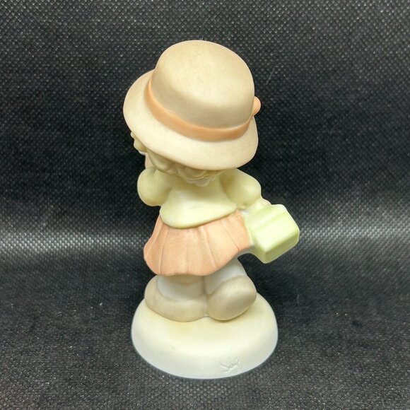 Precious Moments Little Moments “Thursday's Child Has Far To Go" figurine - Picture 2 of 5